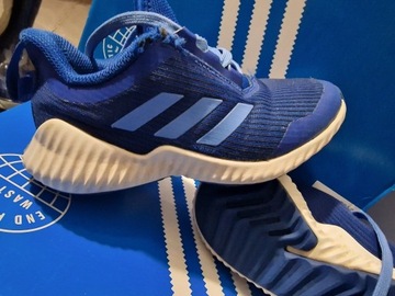 Buciki Adidas r.30 stan dobry.