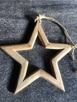 Gwiazda drewniana z mangowca z kolekcji Almi Decor
