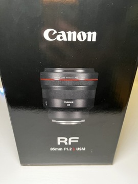 Canon RF 85mm F1.2