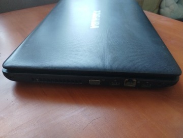Laptop Toshiba 4/500GB