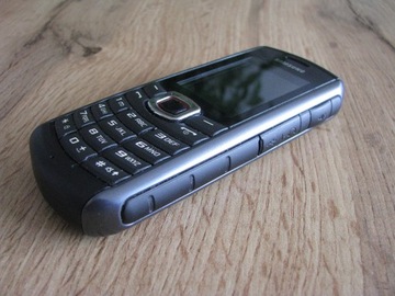 Samsung Solid GT-B2710