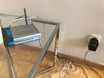 Router Srebrny to D-Link Dir 524 zasilacz i kabel