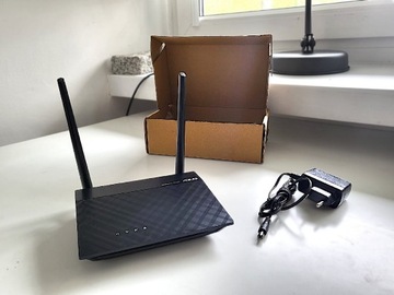 Router WIFI Asus RT-N12+B1