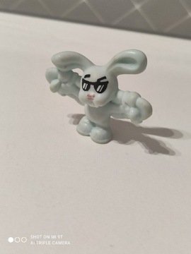 Kinder Niespodzianka Trainer Bunny