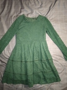 Sukienka koronkowa butelkowa zieleni roz. 152