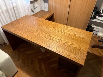 biurko drewniane o wymiarach 160x75 cm z dostawką