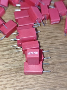 Kondensator WIMA MKS 220nF 0,22uF 250V R5 x25 szt.