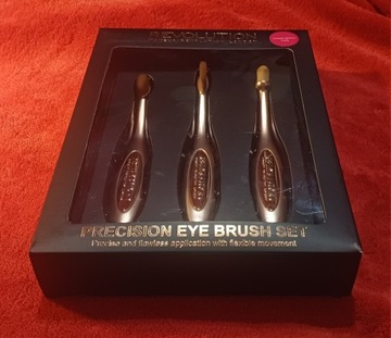 Makeup Revolution Precision Eye Set