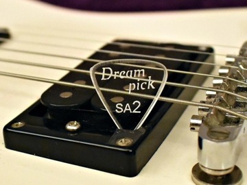 Kostki gitarowe akryl typ SA2 transparentny