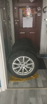 Opony zimowe z felgami Michelin x-ice xi3 