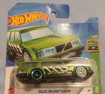 Nowe Volvo 240 hot wheels zielone dla kolekcjonera