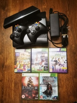 Konsola Xbox 360 S, 250gb 2 pady, kinect, gry 