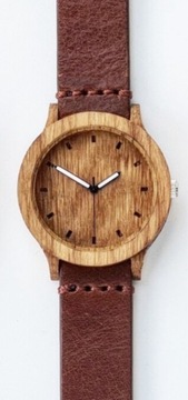Zegarek ręcznie robiony z drewna