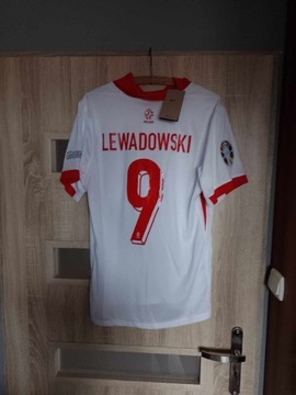 Koszulka Lewadowskiego pierwszy reprezentacji Polski trykot sezonu 23/24