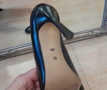 Buty skórzane nowe roz 38 Wojas