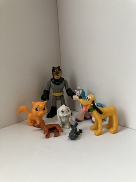 bajkowe zabawki figurki. batman i inne