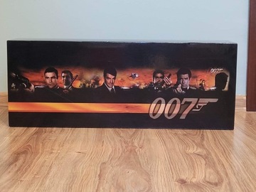 Wydanie kolekcjonerskie VHS James Bond.