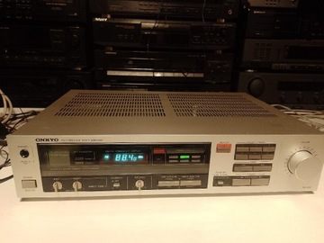 Amplituner Onkyo TX-100