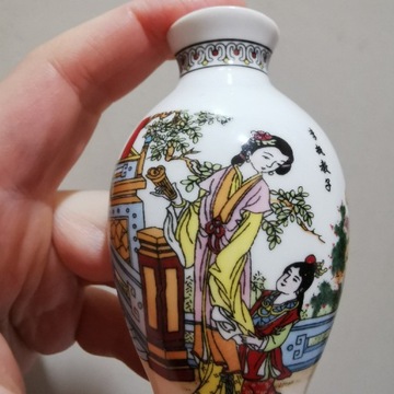 Chiński magnes na lodówkę wazon Gejsza