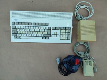 Komputer Commodore Amiga 1200 oryginalna PLOMBA