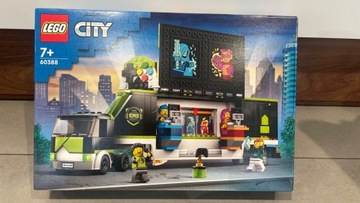 Lego City 60388 ciężarówka na turniej gier 