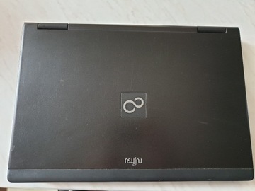 Laptop Fujitsu E780 Bardzo dobry stan