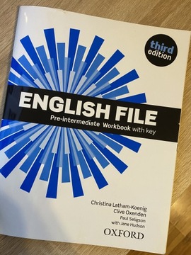 English File Pre-intermediate Workbook