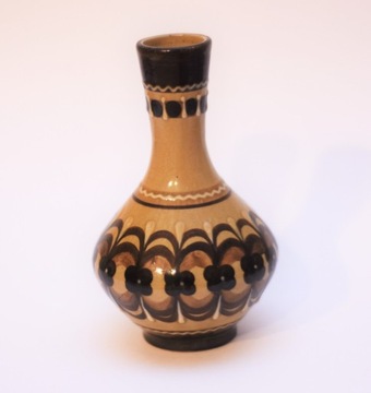 Ceramiczny, ręcznie malowany wazonik