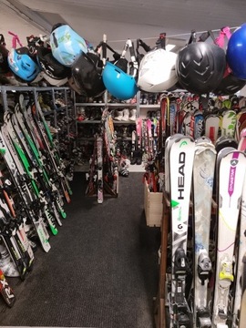 Narty, Buty narciarskie, kaski, deski snowboardowe