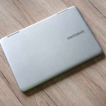 Samsung Notebook 9 13FHD i7 8550 8 256 IPS Pen W10