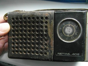 Radio-mini USSR  NEYWA-402  Retro PRL / niesprawne