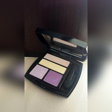 AVON Poczwórne cienie do powiek LUMINOSITY