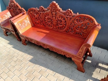 Stylowa ławka rzeźbiona z fotelami
