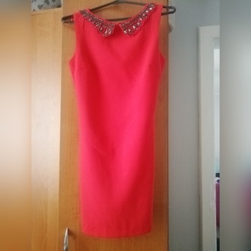 Mała czerwona sukienka 
