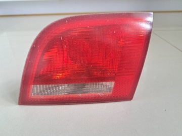 Lampa Prawa Tylna w Klapie Audi A3 8P Sportback 8P4945094