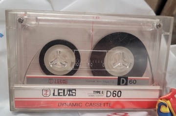 Kaseta magnetofonowa levis D60