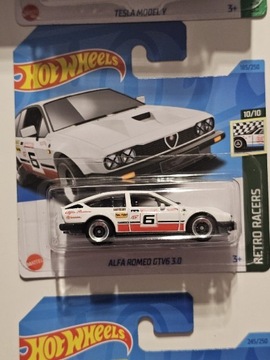 Hot Wheels  Alfa Romeo GTV6 3.0