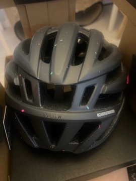 Kask rowerowy nowy Giro r.M 