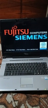 Stary laptop Fujitsu Siemens 