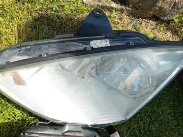 Lampy przód ford focus 1.8 tdci 2004