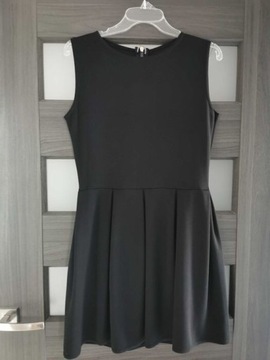 Sukienka mała czarna 
