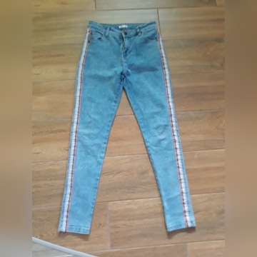 Spodnie jeans dziewczęce super modne 