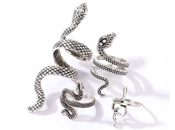 Komplet pierścionków srebrnych metalowe węże 