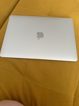  Macbook Air 13", 8-rdzeniowy procesor Apple M1 