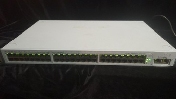 3 Com switch 4250T