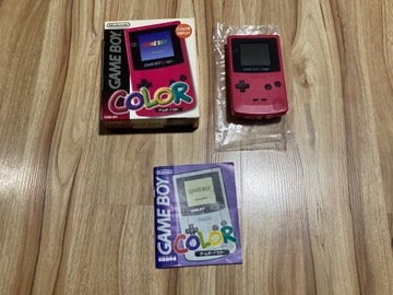 Nintendo Game Boy Color CGB-001 w pudełku