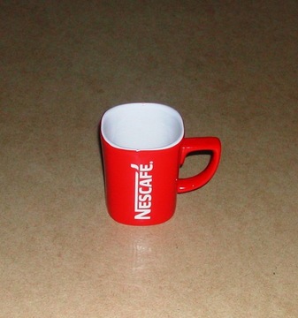 Kolekcjonerski kubek "Nescafe", 300 ml.