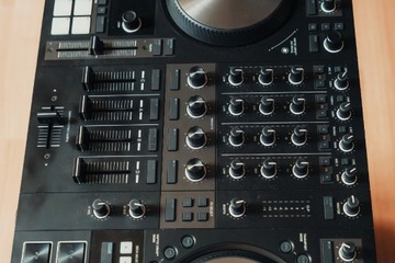 Native instruments traktor s4 mk3