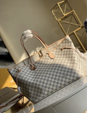Piękna torebka Louis Vuitton