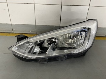 Lampa przednia lewa Focus mk4